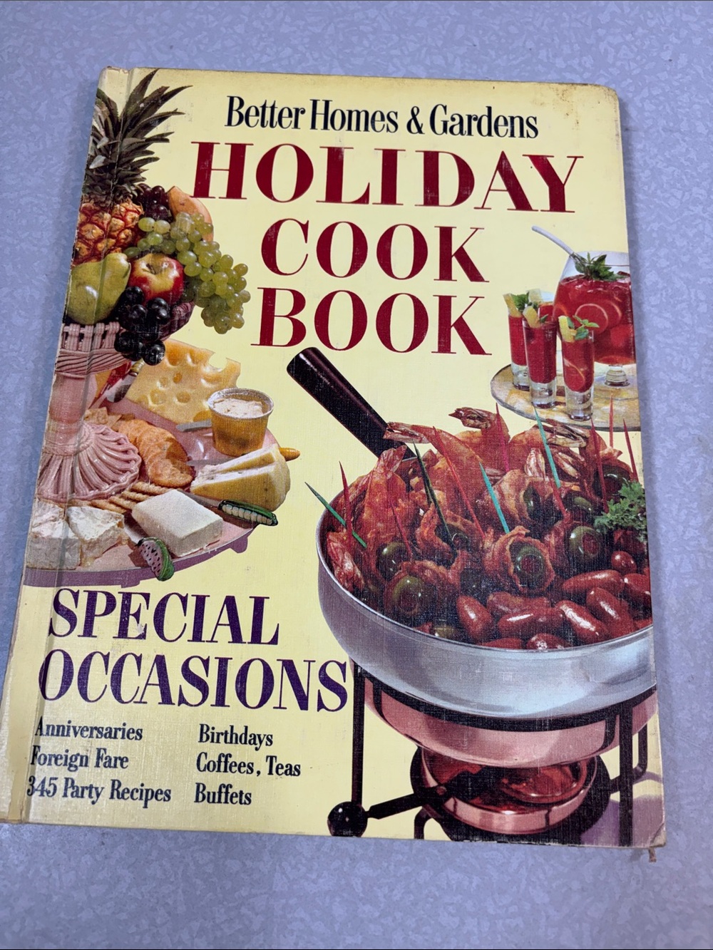 Better Homes & Gardens Holiday Cook Book 1959